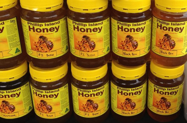 Phillip Island Honey at one of Phillip Island's markets