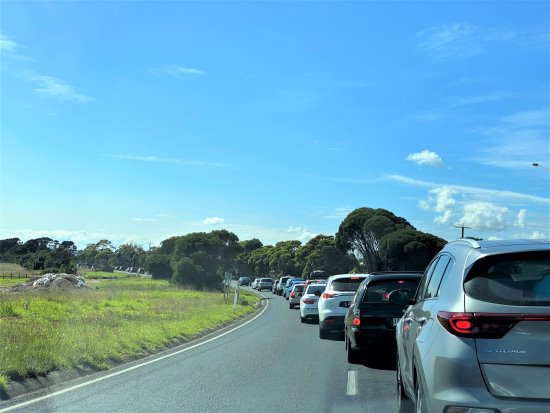 Traffic standstill on Phillip Island Tourist Road